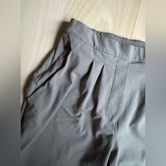 Lululemon Essential High Rise Trouser - Picture 2 of 4